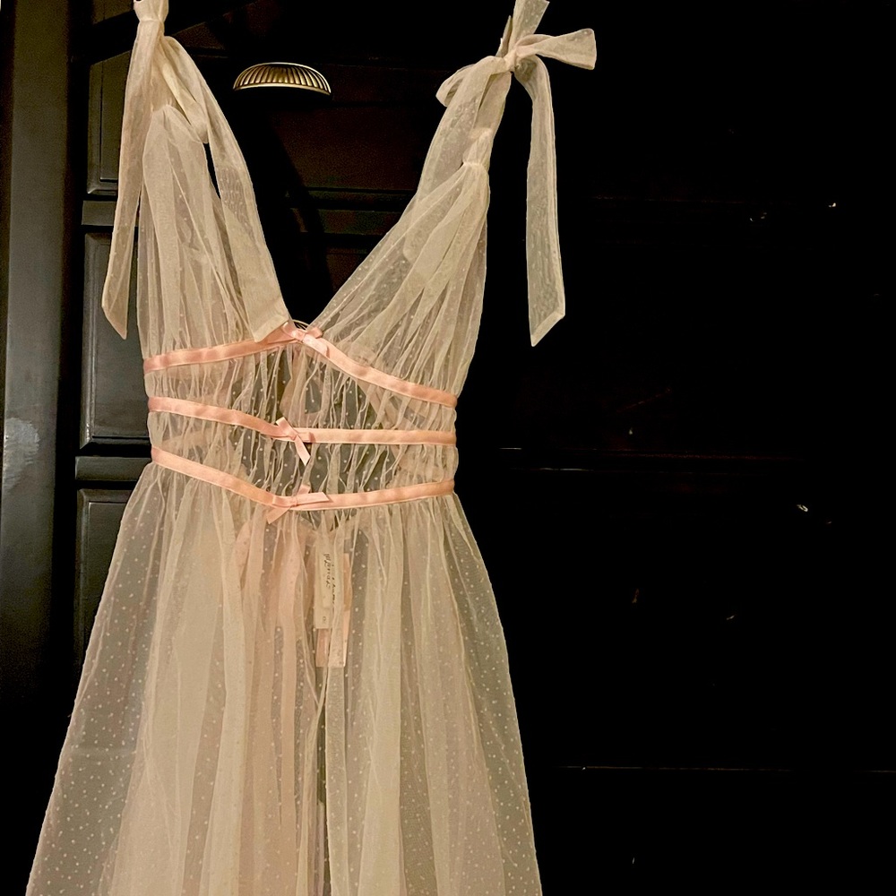 SPECIAL EDITION VICTORIA SECRET LINGERIE NEW WITH TAGS